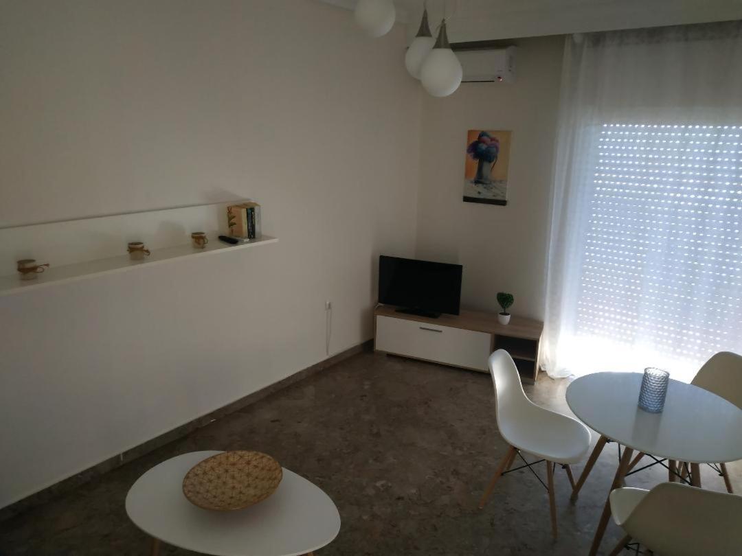 Our View Apartment ปาเลออน ซิฟลิคิออน ภายนอก รูปภาพ